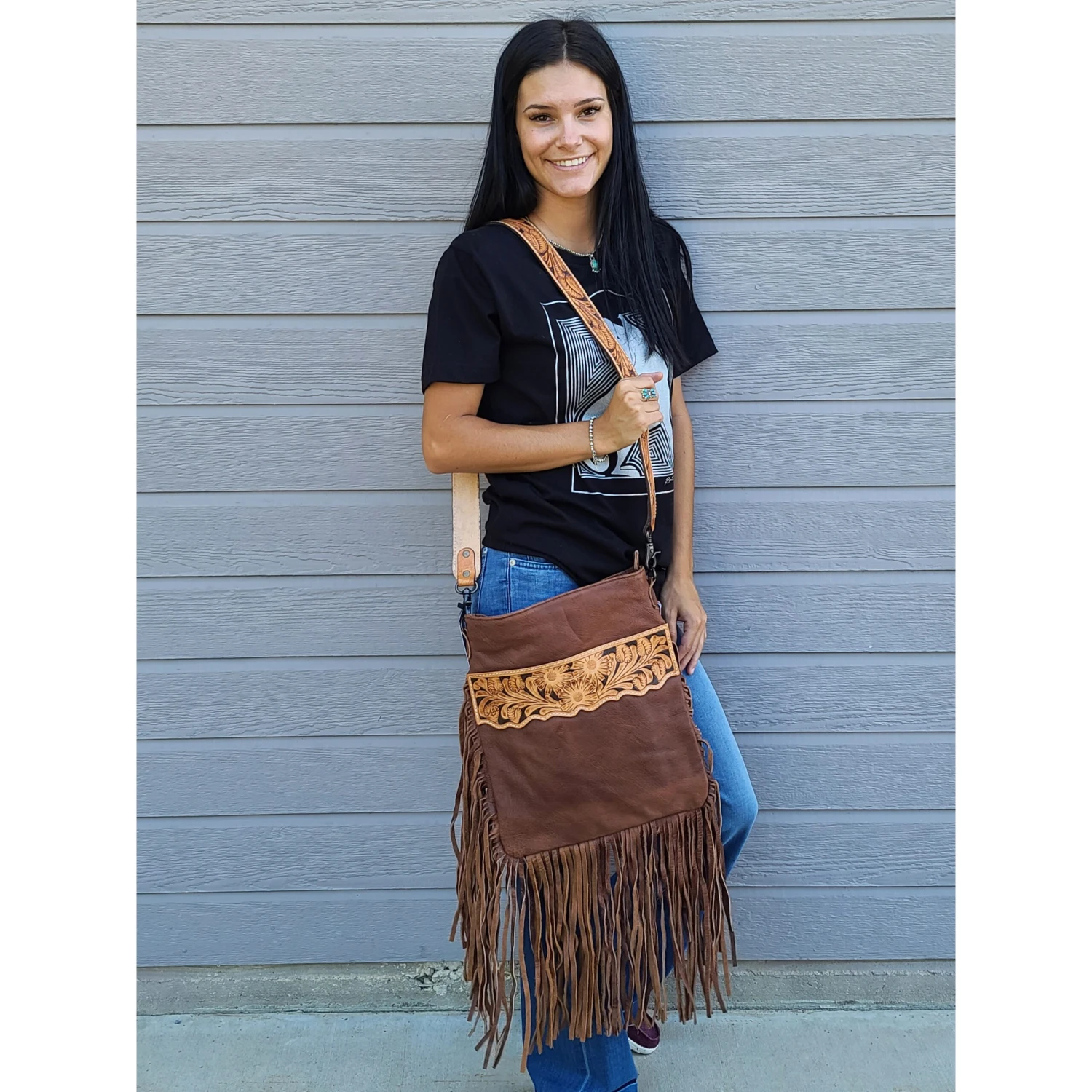 American Darling Conceal Carry Leather/Tool/Fringe Messenger Bag 4 American Darling Conceal Carry Leather/Tool/Fringe Messenger Bag - Image 4
