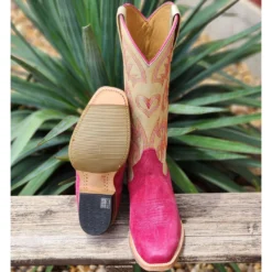 Macie Bean Hot Pink Square Toe Boots 6 Macie Bean Hot Pink Square Toe Boots -Western Cowboy Equipment Store 20230522 140744