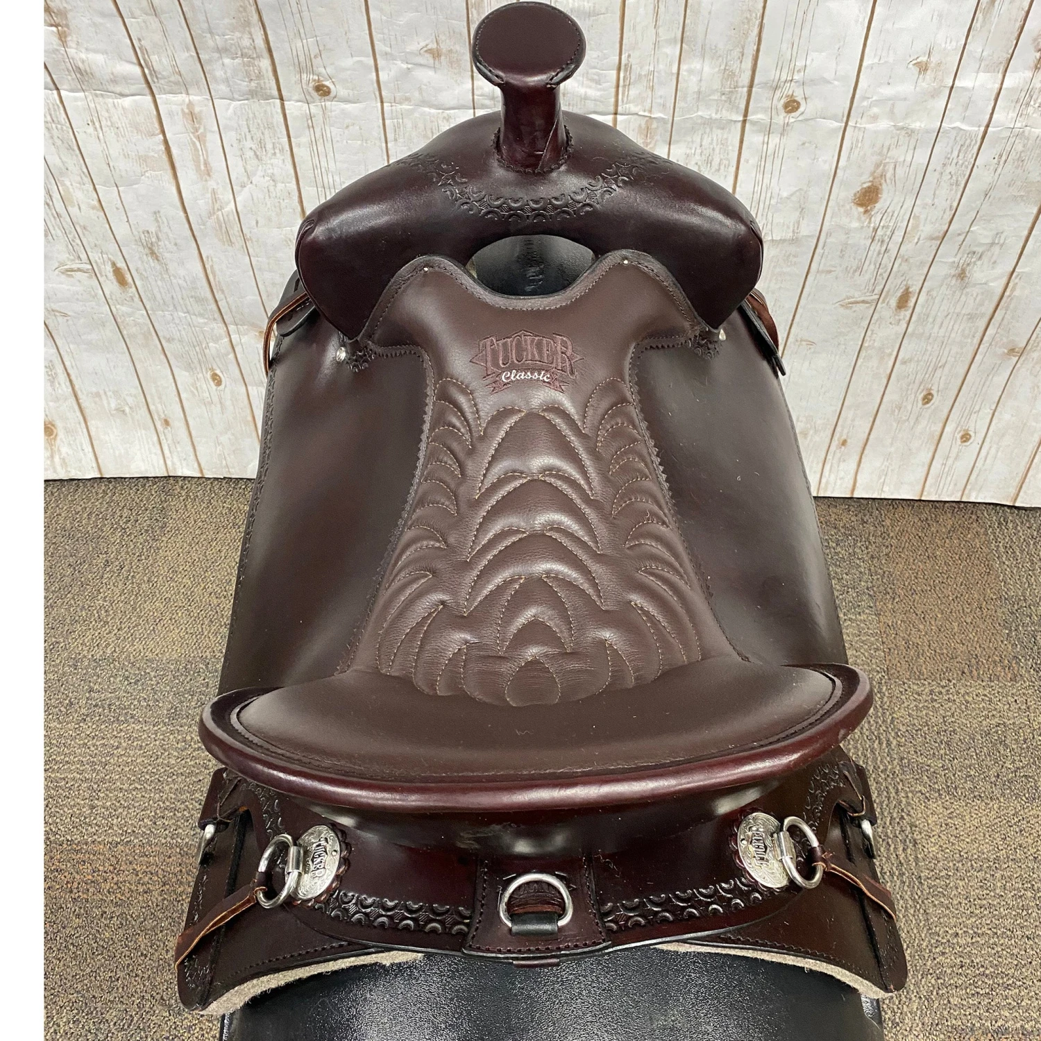 Circle Y Tucker 17.5 Wide Tree Big Bend Trail Saddle 4 Circle Y Tucker 17.5 Wide Tree Big Bend Trail Saddle - Image 4