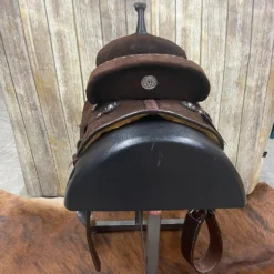 Double J Saddlery 14 Inch Wide Pozzi Barrel Saddle -Western Cowboy Equipment Store back 9d188389 ab96 4fc3 b40f 143483e86d33