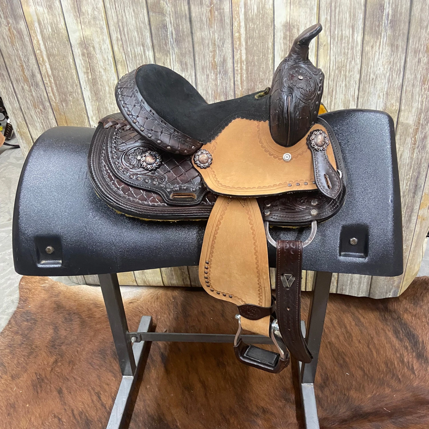 Shiloh Youth Dark Oil Hard 10 Inch Saddle 4 Shiloh Youth Dark Oil Hard 10 Inch Saddle - Image 4